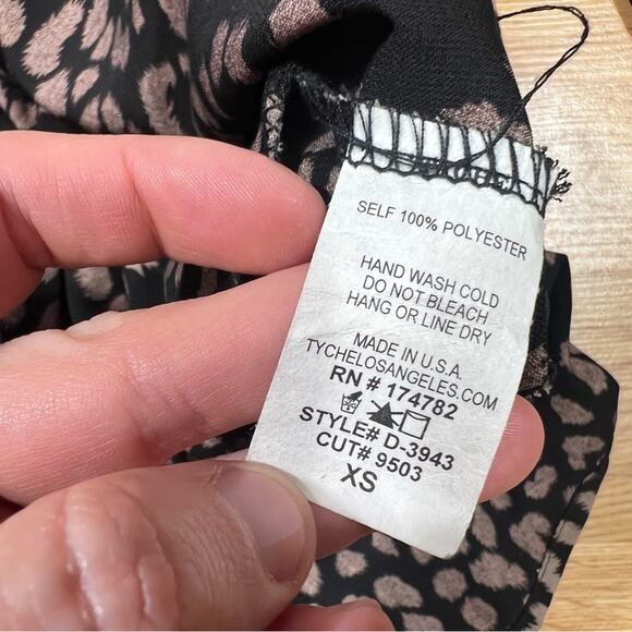 Vici Leopard Off the Shoulder Flared Sleeve Mini Dress Size XS - Picture 5 of 10